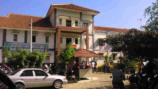 Borcess - Bogor Center School - Gerbang