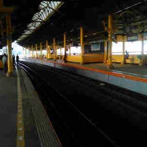 travel by commuter line train