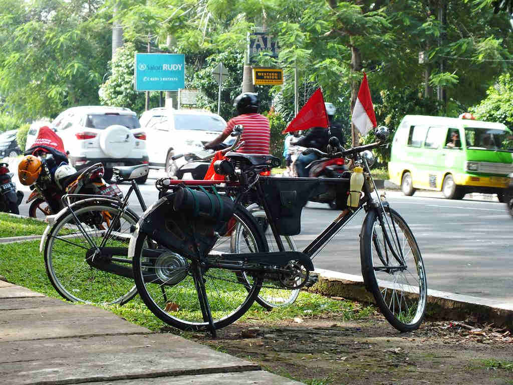 Sepeda Onthel Bogor 06