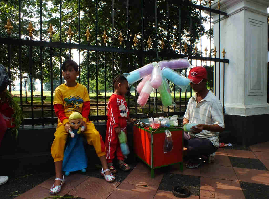 Penjual Kembang Gula Bogor