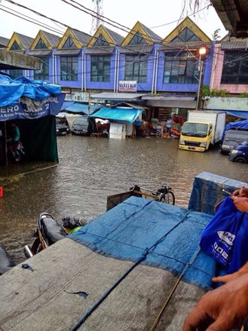 Pasar Anyar Banjir