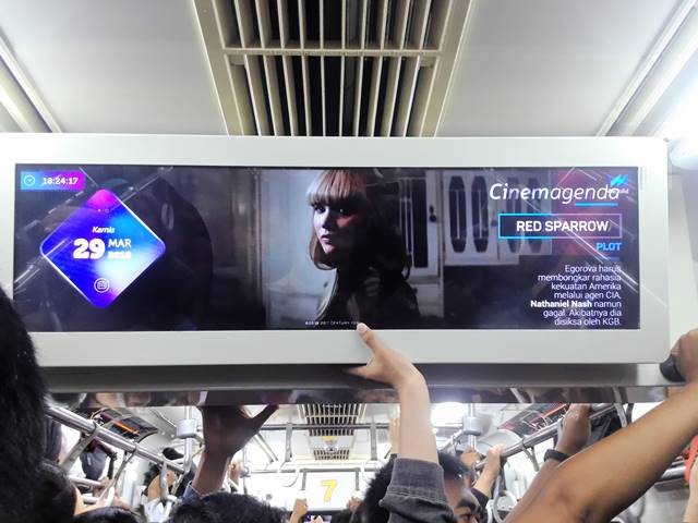 cinemagenda membuat penumpang Commuter Line Tetap Update Dengan Film Terbaru B