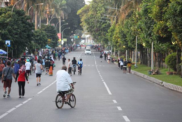 Sudirman Street during Car Free Day