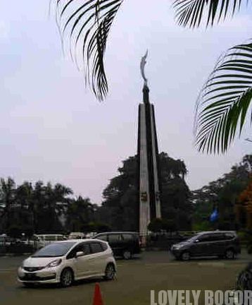 Kujang Monument – The Pride of Bogor