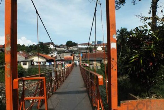 Jembatan Lebak Kantin Bogor