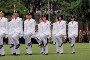Pasukan Pengibar Bendera Kota Bogor Sedang Beraksi