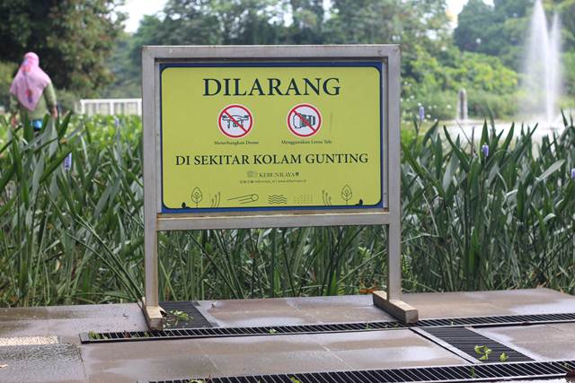 Dilarang Menerbangkan Drone Di Kebun Raya Bogor