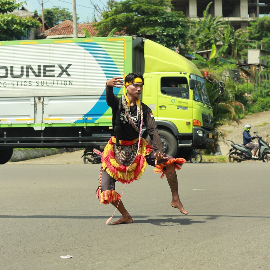 [Galeri] Pengadu Nasib di Jalanan Kota Bogor