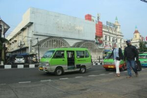 Kapan sistem transportasi berbasis angkot dimulai di Bogor