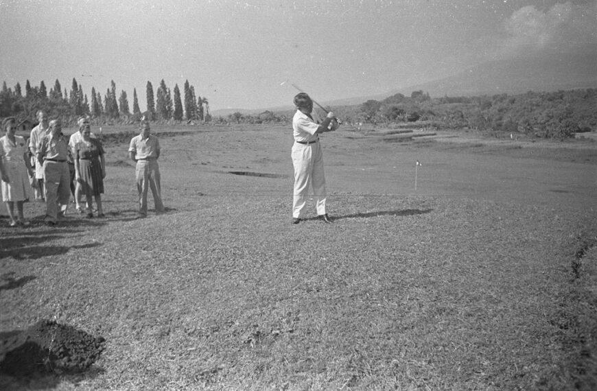 [FOTO] Pembukaan Kembali Lapangan Golf Pertama di Kota Bogor Tahun 1947
